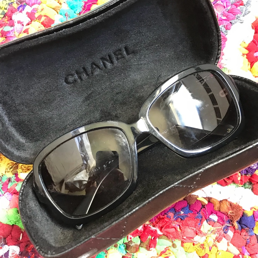 Chanel Sunnies! Black with white border and Cs